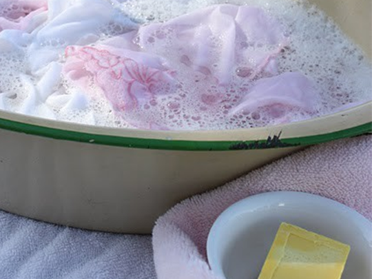 Dicas da Dona – Como lavar panos de prato para eliminar fungos e bactérias